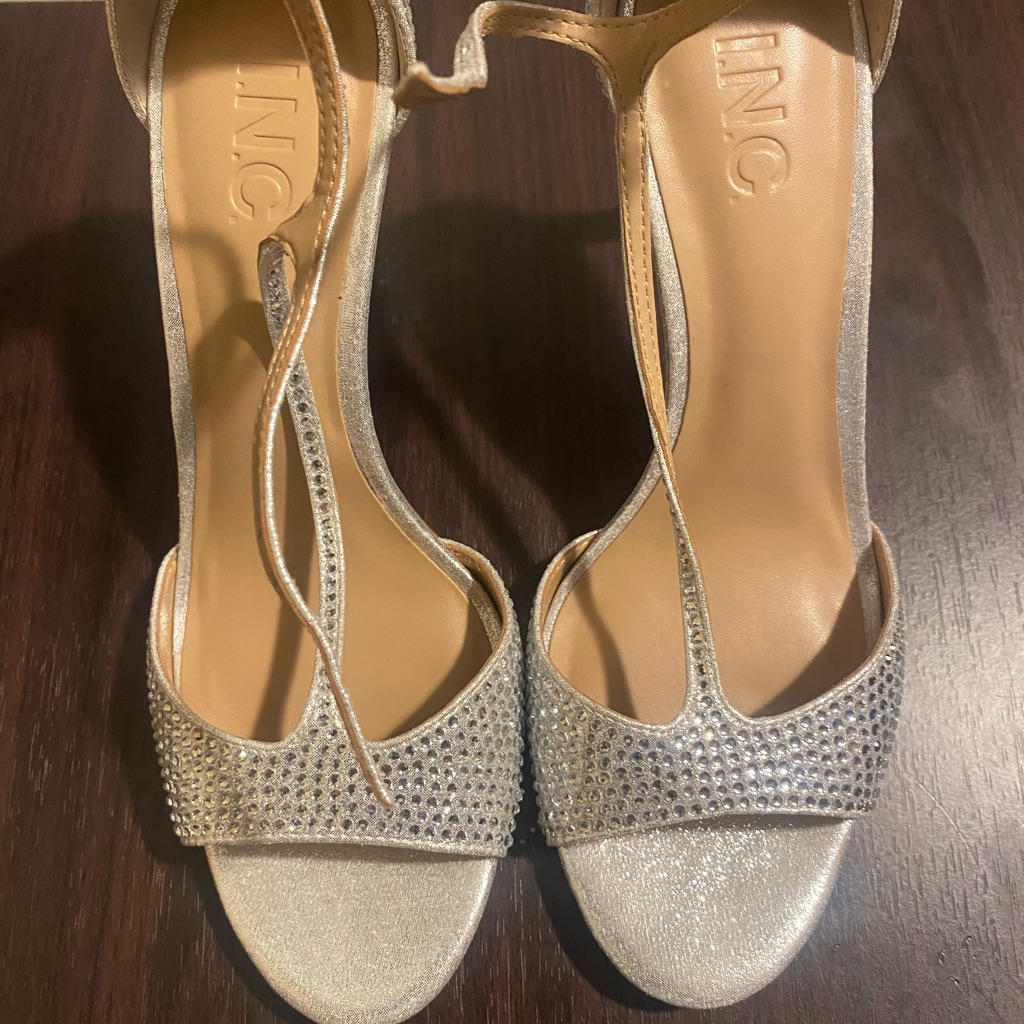 Inc Brand  Silver Shoes 4 Inches Great Quality Size 812